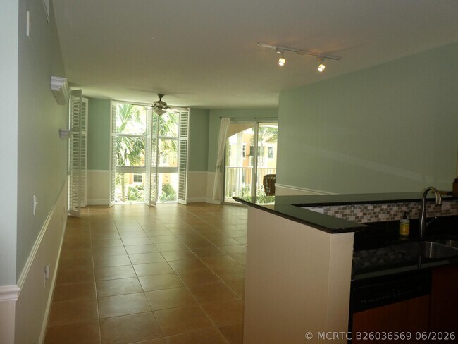 property at 804 E Windward Way