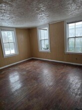 8 Bunn St in Amsterdam, NY - Building Photo - Building Photo