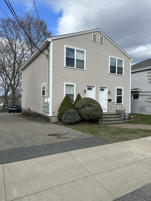 50 Oak St in Waltham, MA - Foto de edificio - Building Photo