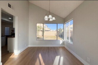 37740 Duffel St in Palmdale, CA - Building Photo - Building Photo