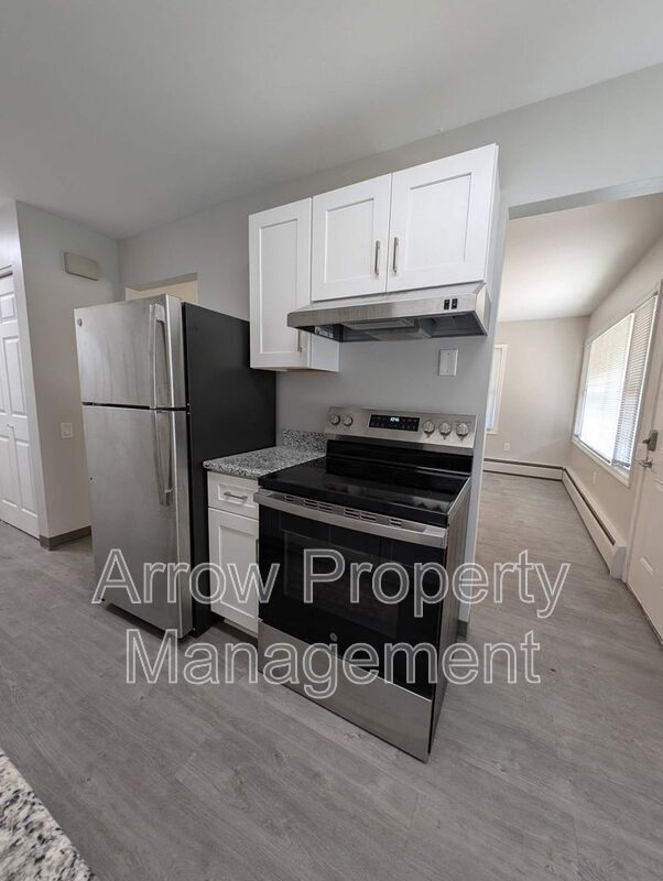 407 H St in Hamburg, IA - Building Photo - Building Photo