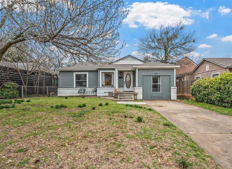 1918 Melbourne Ave, Unit 0507 in Dallas, TX - Building Photo