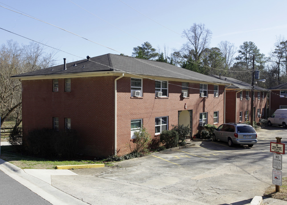 Myrtle Street Apartments in Roswell, GA - Building Photo