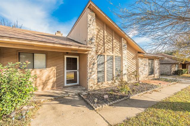 808 Blessing Creek Dr in Euless, TX - Building Photo - Building Photo
