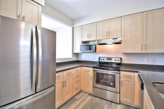 3616 Flora Vista Ave in Santa Clara, CA - Building Photo - Building Photo