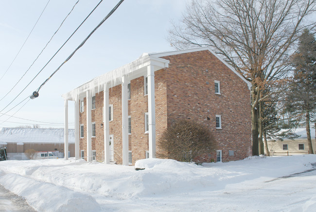 7 Collins St in Schenectady, NY - Building Photo - Building Photo