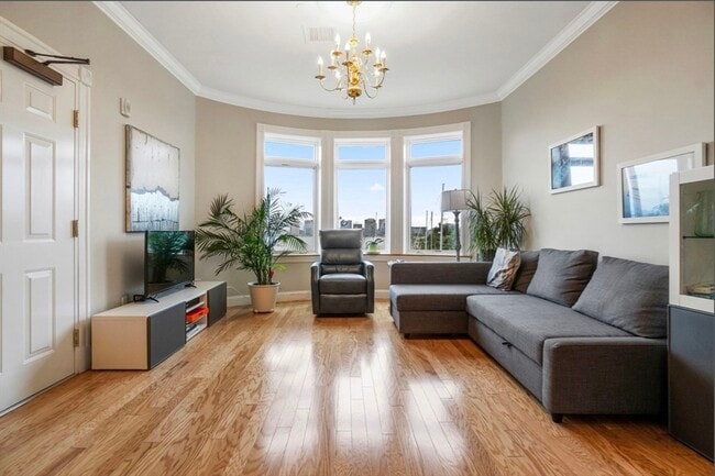 property at 5 Brigham St