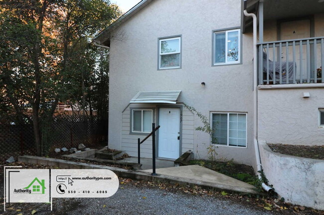 1907 Grace Ave in Redding, CA - Building Photo - Building Photo