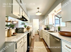 3843 Barrington St in San Antonio, TX - Building Photo - Building Photo