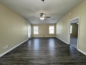 214 Pebble Beach Dr in Perry, GA - Building Photo - Building Photo