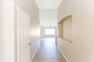15316 W Laurel Ln in Surprise, AZ - Building Photo - Building Photo