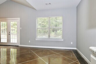 225 Iris St in Haskell, AR - Building Photo - Building Photo