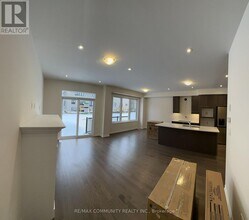 59 Mountainside Cres in Whitby, ON - Building Photo - Building Photo