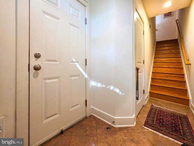 property at 729 N Alfred St