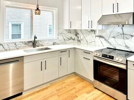 190 Hillside St, Unit 1 in Boston, MA - Building Photo