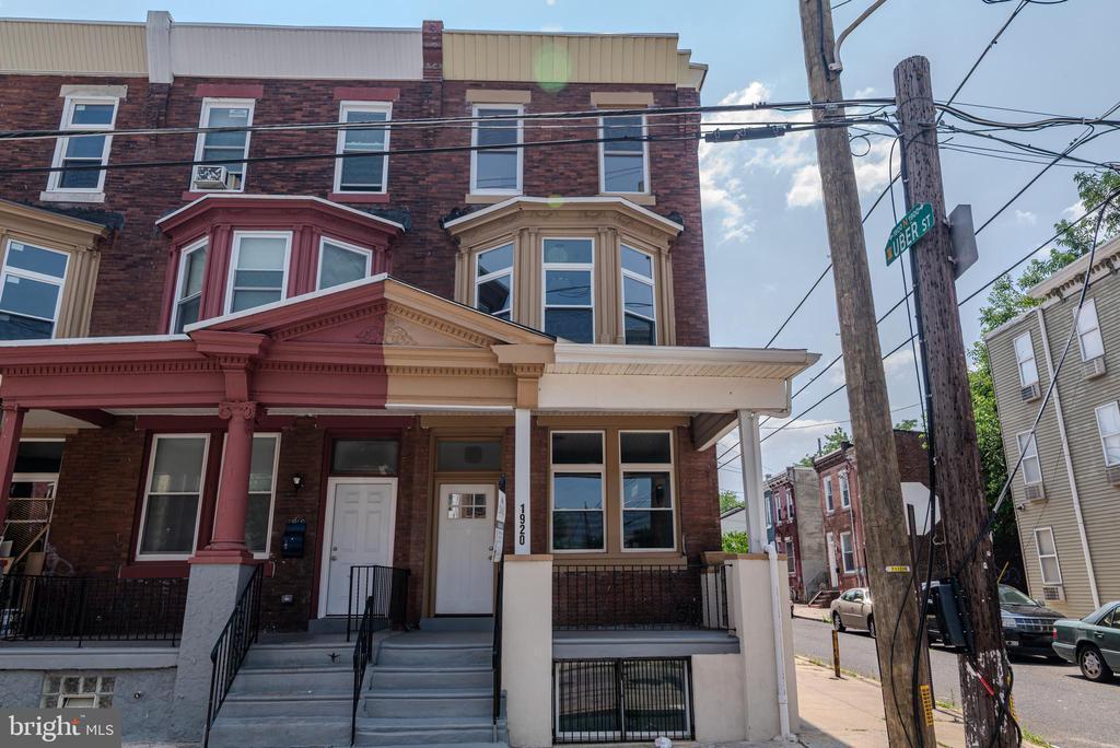 1920 W Berks St in Philadelphia, PA - Building Photo