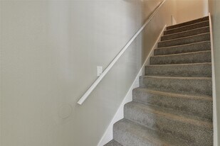 4512 Avenue L in Santa Fe, TX - Building Photo