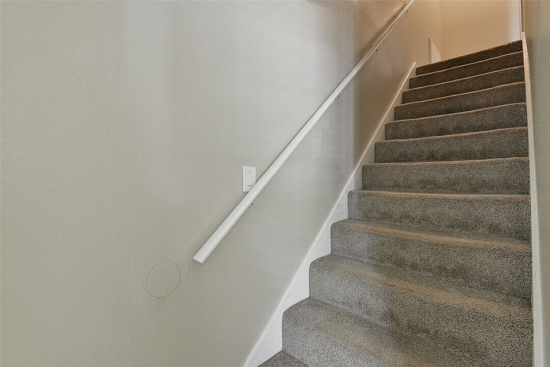 4512 Avenue L in Santa Fe, TX - Building Photo