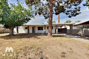10948 W 4th St in Avondale, AZ - Building Photo
