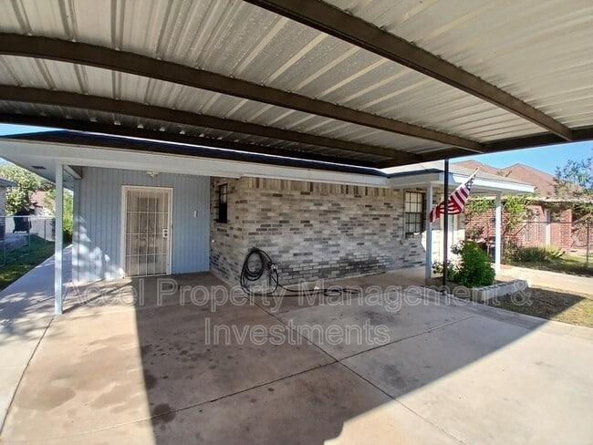 3601 Mina De Oro in Edinburg, TX - Building Photo - Building Photo