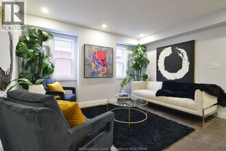 2427 Turner Rd in Windsor, ON - Building Photo - Building Photo