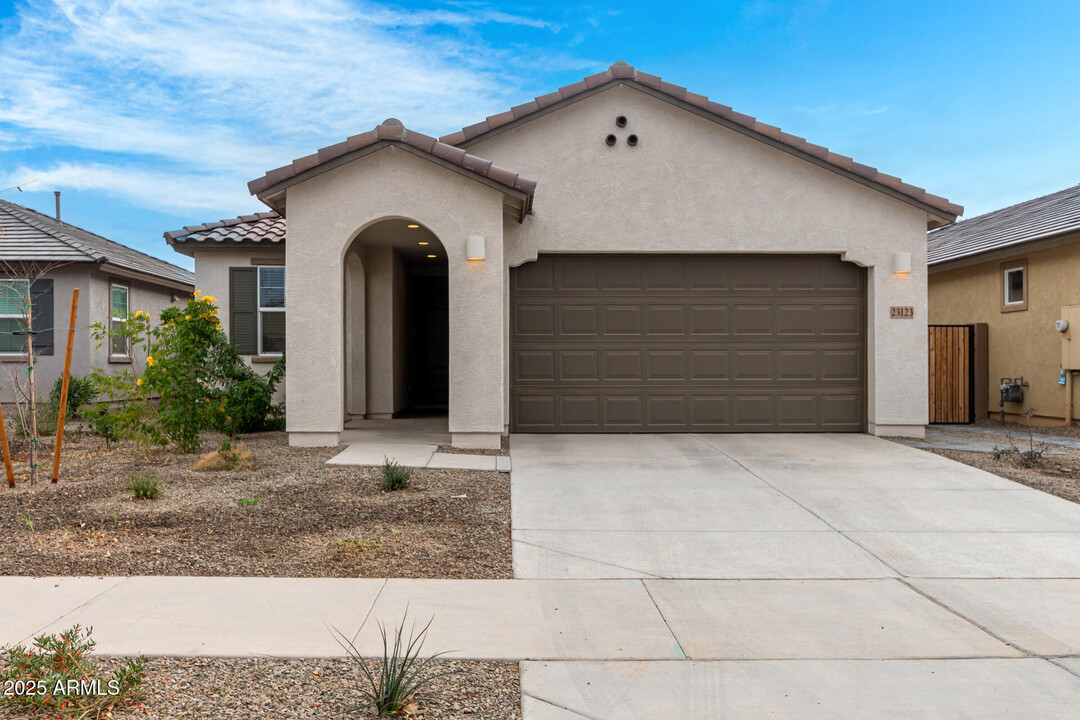 23123 E Twilight Dr in Queen Creek, AZ - Building Photo