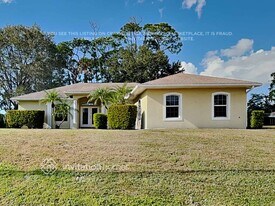 3025 Dalhart Ave in North Port, FL - Building Photo