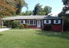 2529 7th St NE in Center Point, AL - Building Photo