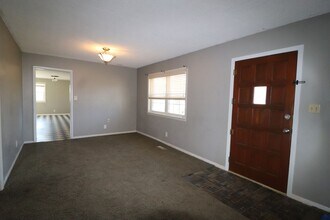 385 S 17th St in Batesville, AR - Building Photo - Building Photo