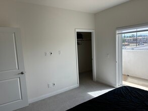 16425 Arrow Blvd in Fontana, CA - Building Photo - Building Photo