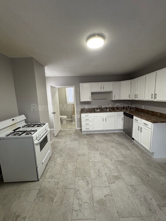 1826 NE Jackson St in Minneapolis, MN - Building Photo