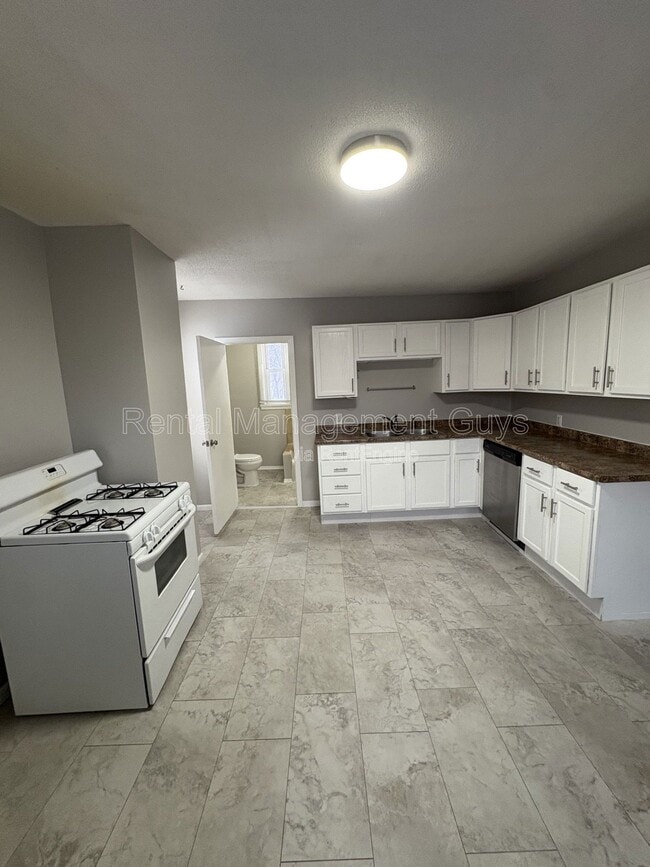 property at 1826 NE Jackson St