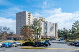 University Towers in Silver Spring, MD - Building Photo - Building Photo