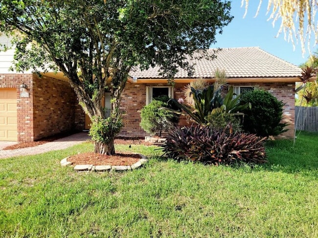 4115 NW 70th Way in Coral Springs, FL - Building Photo - Building Photo