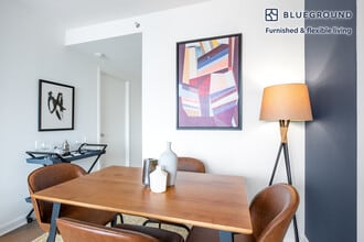 500 W 56th St in New York, NY - Building Photo - Building Photo