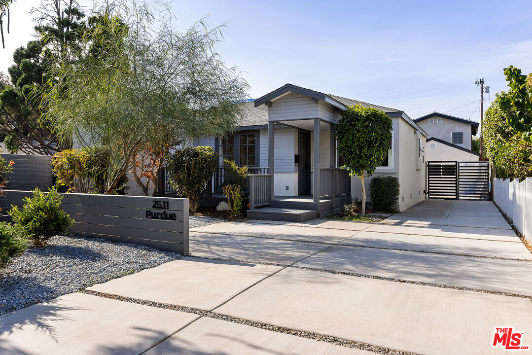 2511 Purdue Ave in Los Angeles, CA - Building Photo