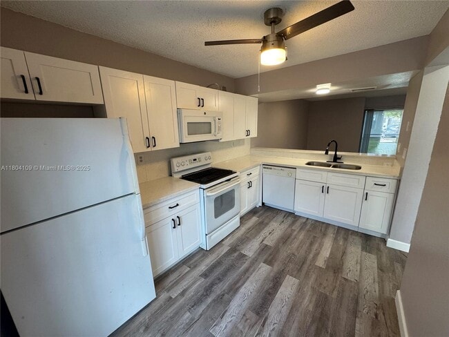 property at 843 Crystal Lake Dr