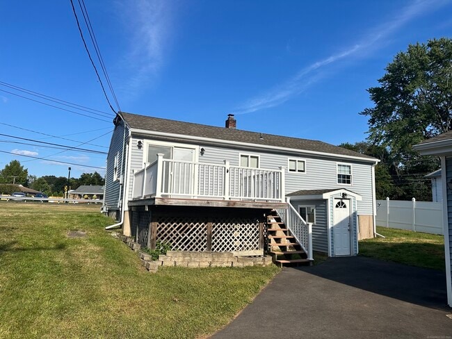 484 Meriden Ave in Southington, CT - Building Photo - Building Photo
