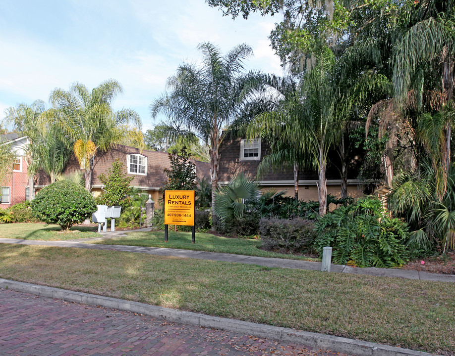 Highland Flats in Orlando, FL - Building Photo