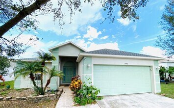 3992 Warbler Dr in Winter Haven, FL - Building Photo - Building Photo