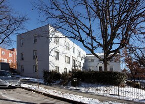 15-17 46th Pl NE in Washington, DC - Building Photo