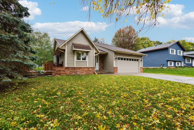 property at 2738 Chertsey Dr