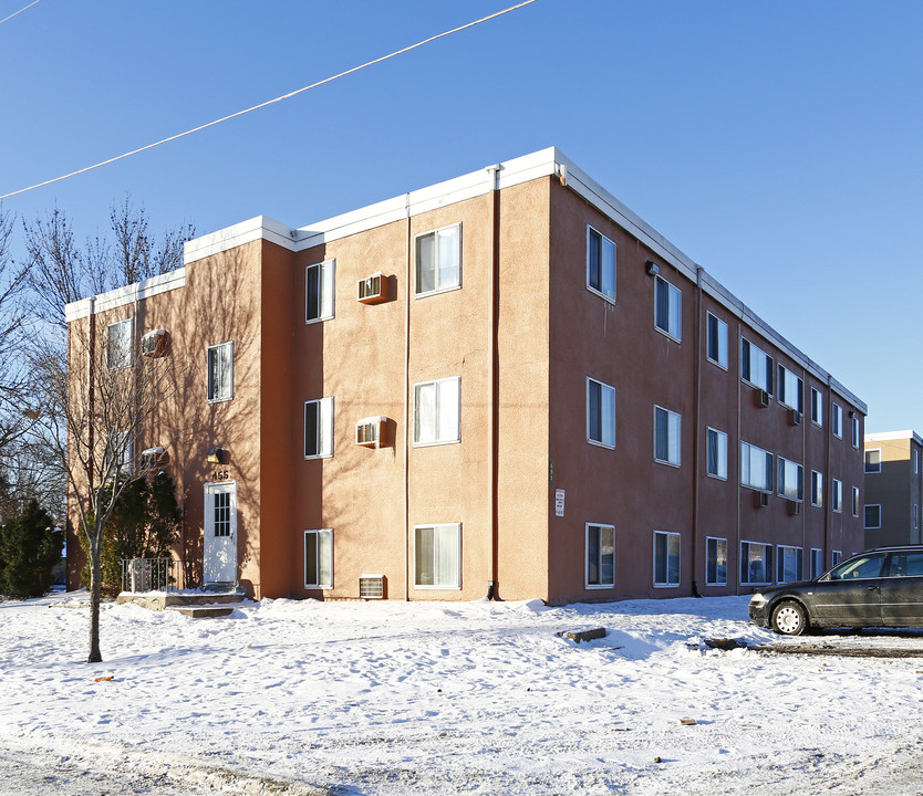 Princeton Place in St. Paul, MN - Foto de edificio