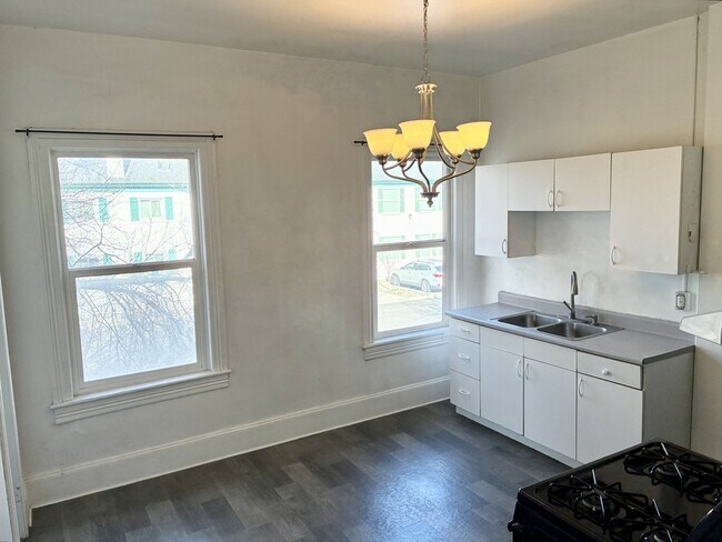 343 S 100 E in Provo, UT - Building Photo - Building Photo