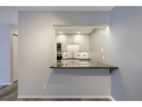 35 Nathan Ln N in Plymouth, MN - Building Photo - Building Photo