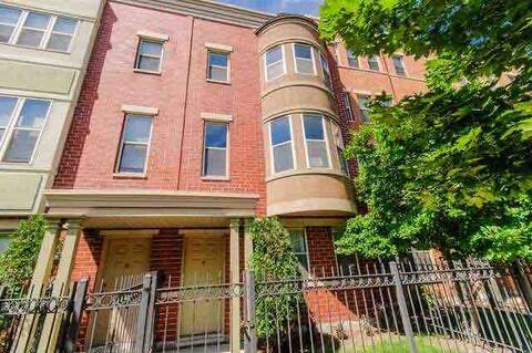 property at 720 W Evergreen Ave