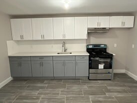 376 14th Ave, Unit apt 1