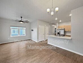 4265 N Reed Ln in Garden City, ID - Foto de edificio - Building Photo