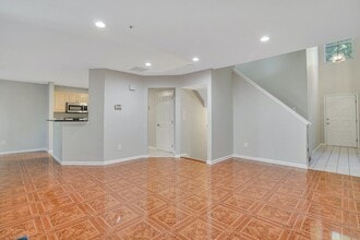 3804 Scenic Ct in Denville, NJ - Building Photo - Building Photo