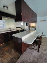 752 N 195th St, Unit Carriage House in Shoreline, WA - Foto de edificio - Building Photo